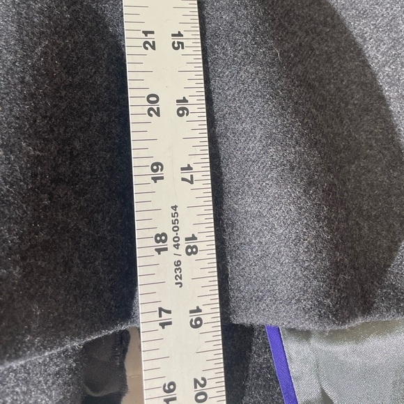 J Crew Womens Wool Blazer Sz 8 Embellished Cropped Modern Office CEO Lady Jacket - Picture 10 of 16